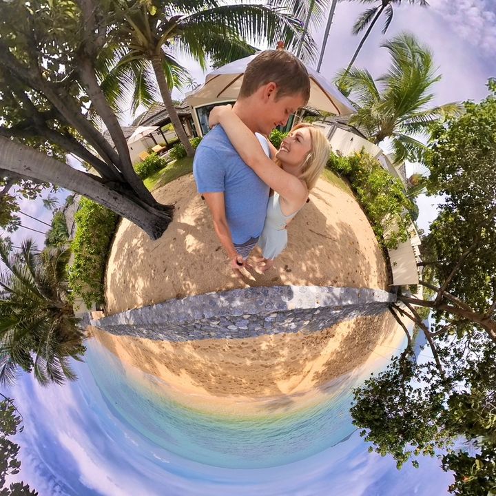 @travelwiththesharps