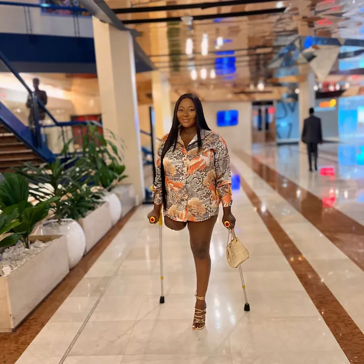 dorisstillsmiling_uju