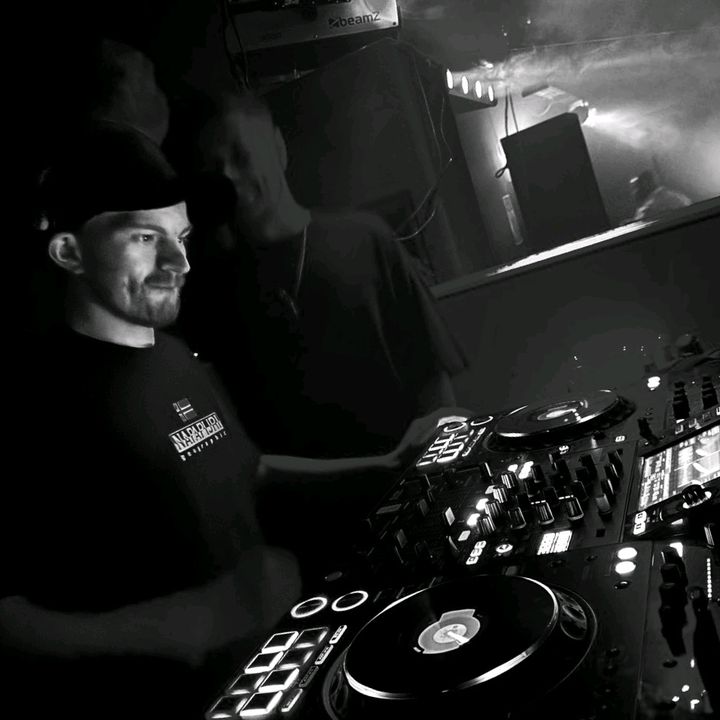 dyson.dj