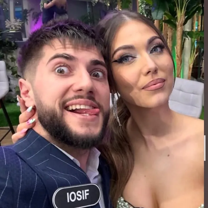 casaiubirifanpage2