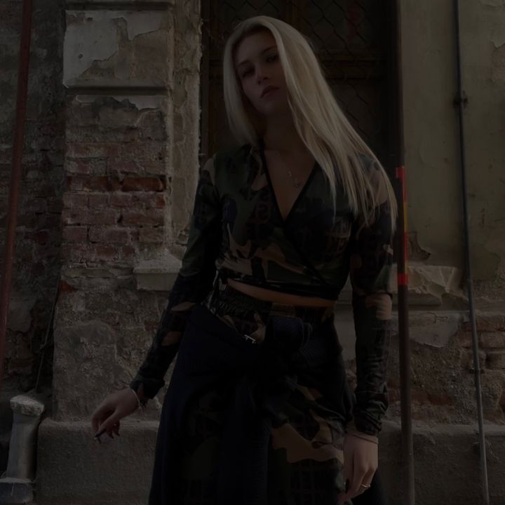 ria_692324