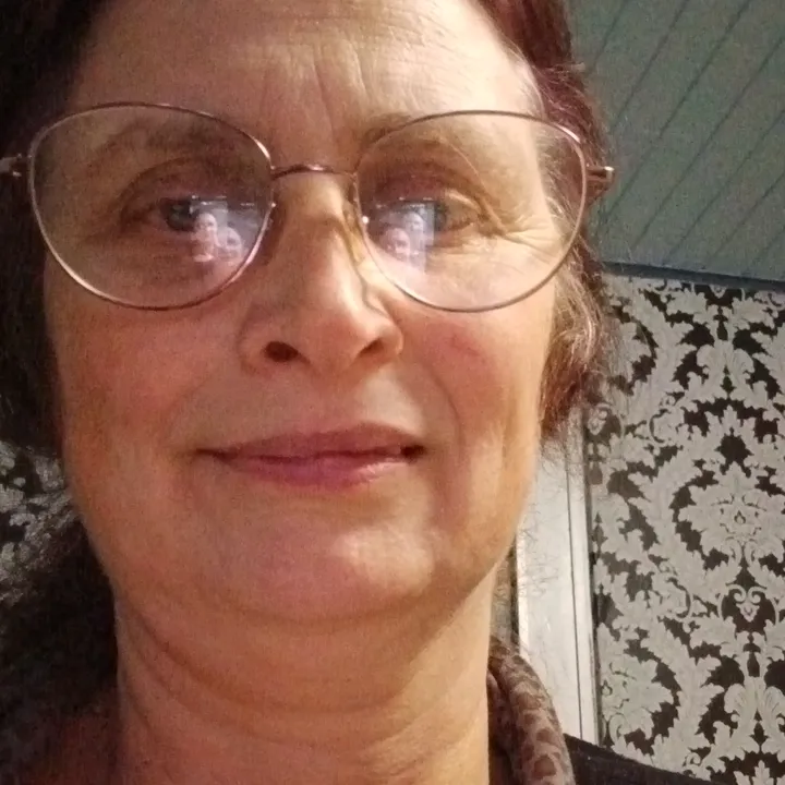 sabine.maach51