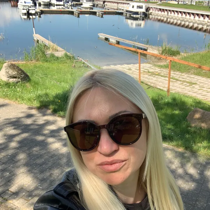 agodinaelena