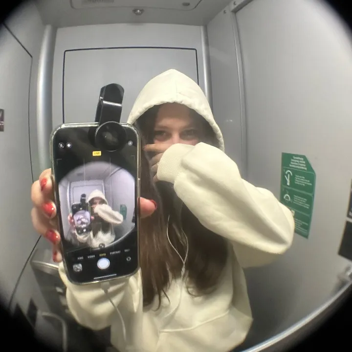 @lennagey