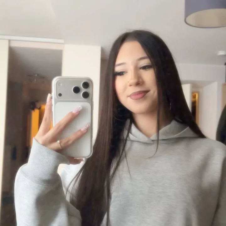 alyna.bay