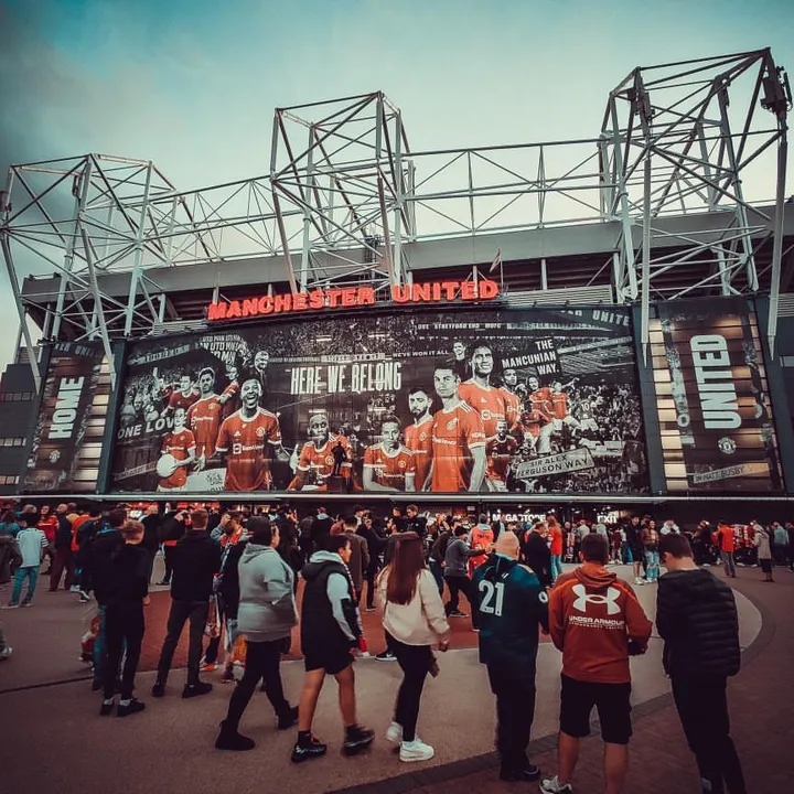 front.row.united