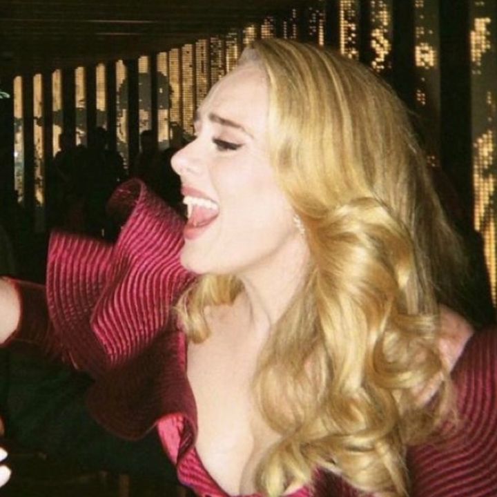 adele_france