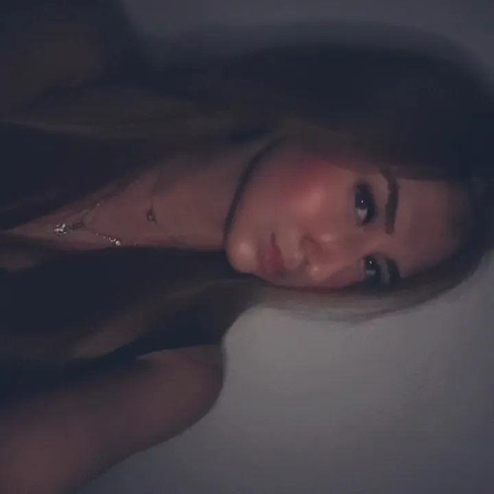 elena.nbg_00