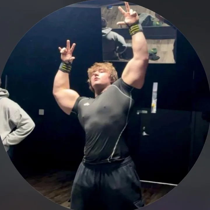 @logandrinkschocolatemilk