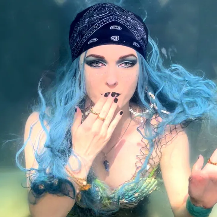 siren_sapphireva