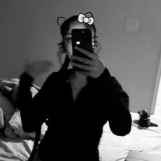 itssghinaa_