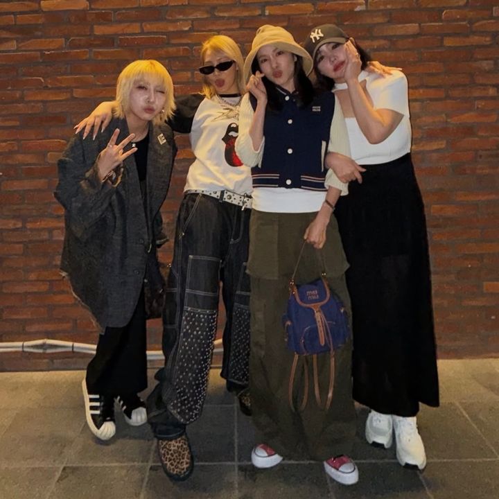 2ne1.for.eva