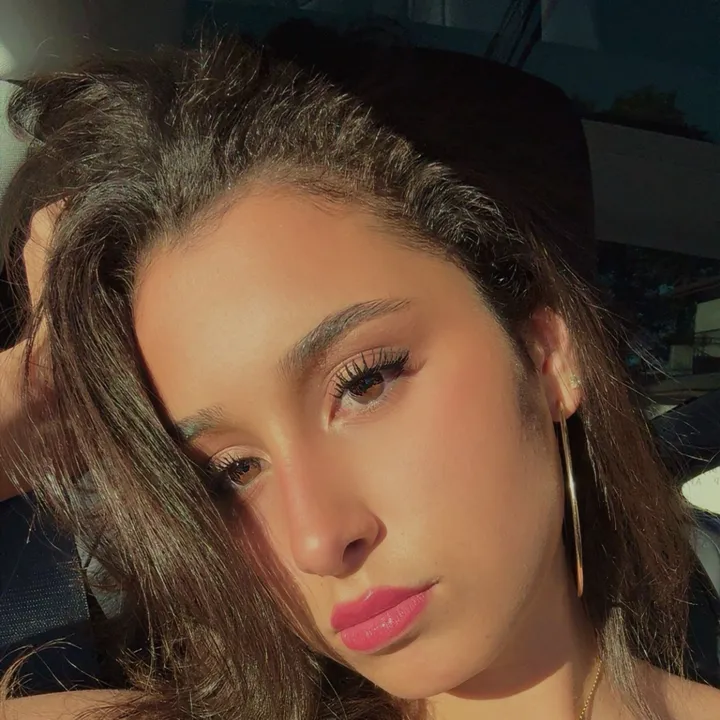 sophiaamarr_