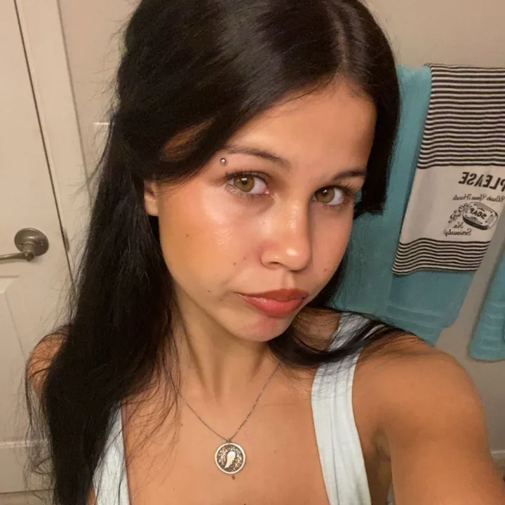 .internetgirlfriend
