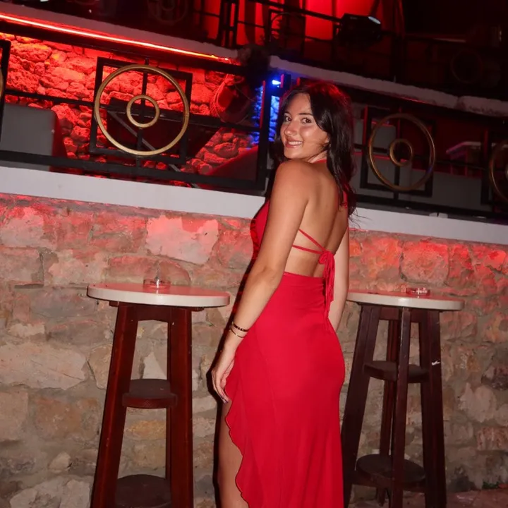 rihana_lika