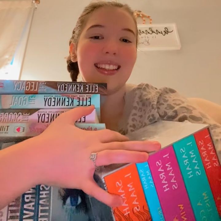 @booktok_with_kas