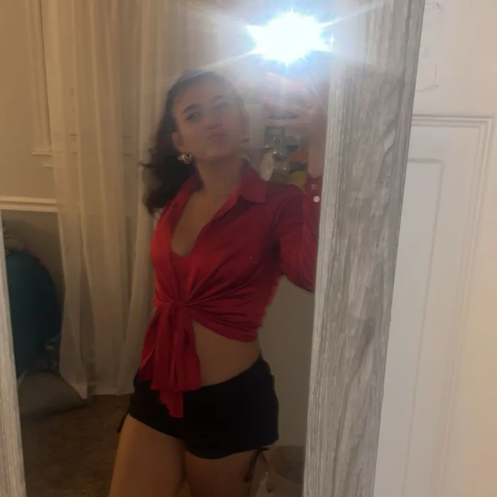 @ellenie.spam
