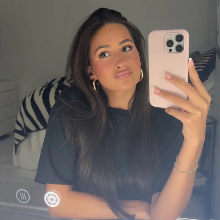 @madisonnavaa_