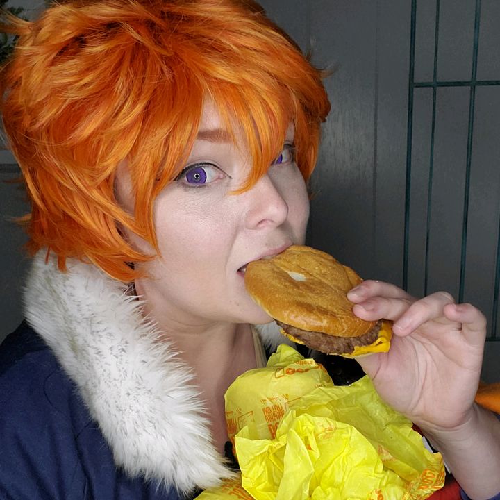 whiteaurora.cos