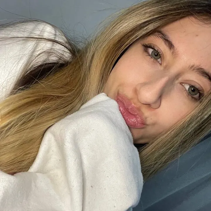 emilyybloom
