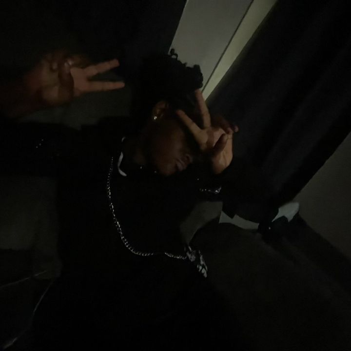 daaprettiestdarkskinnlol