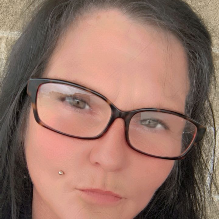 kelliefreelen72