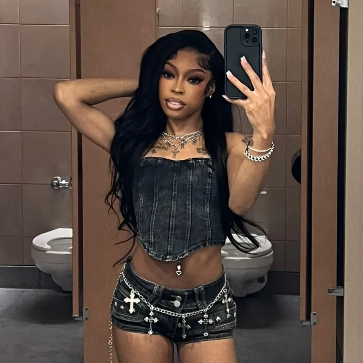 _.naomididthat