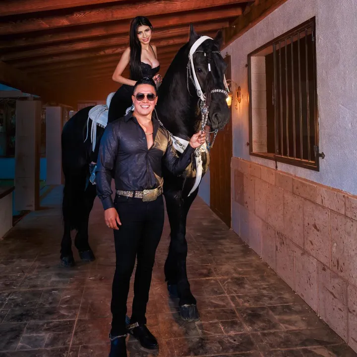 @erikroberto.elcharro