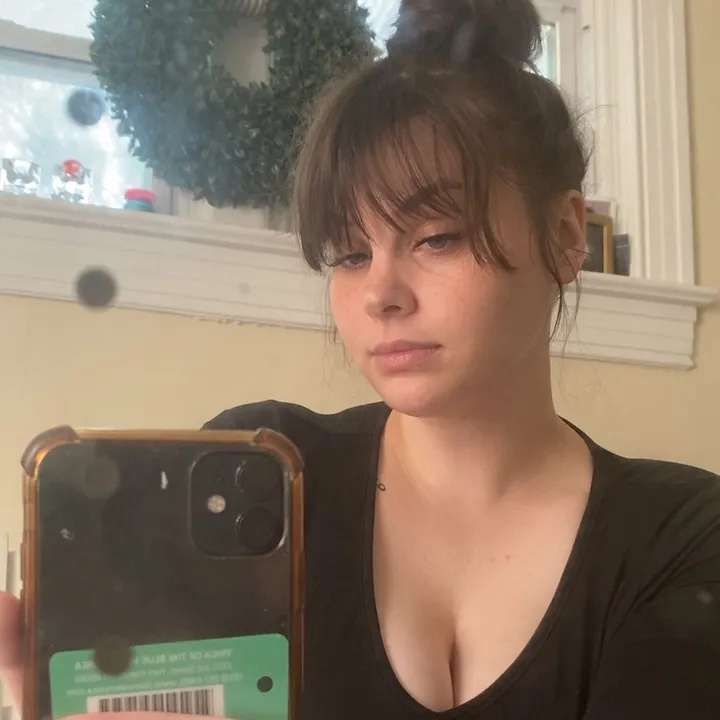 lilymolinaro