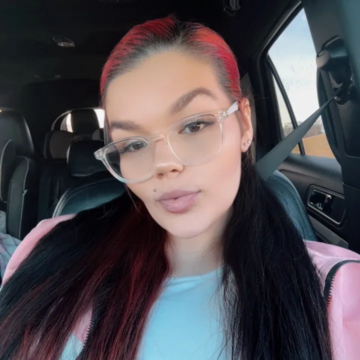 breyona_correira
