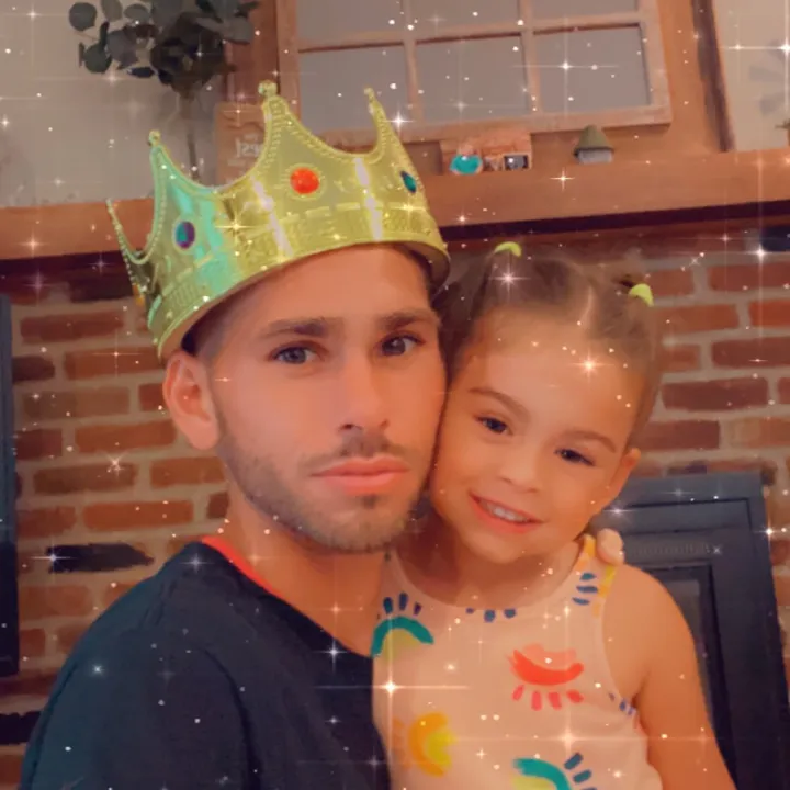 @kingzippy