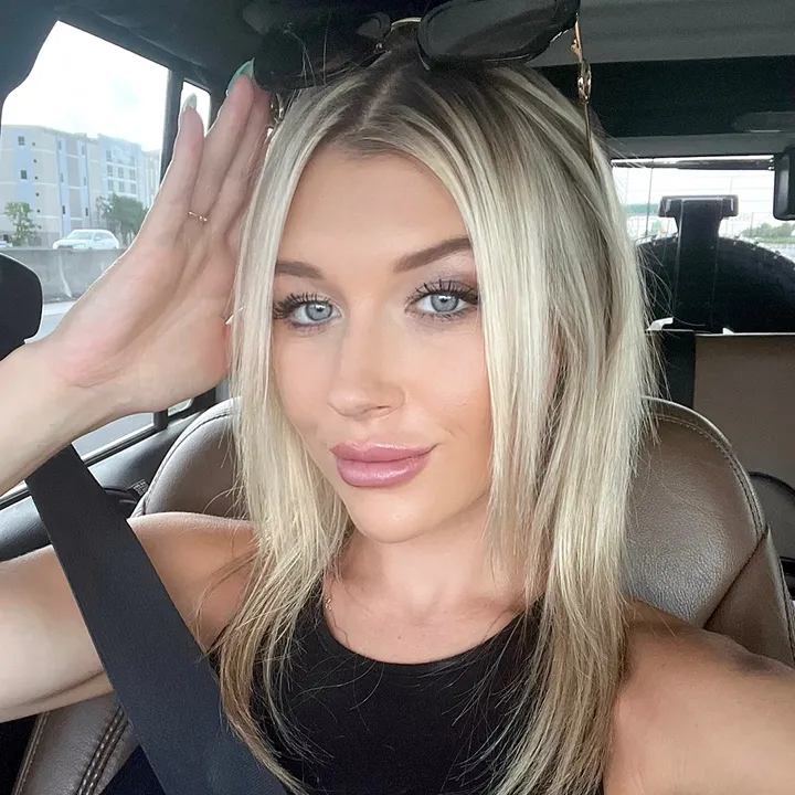 @kylayesenoskyy