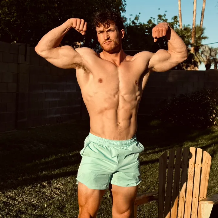 @adamwolfefitness