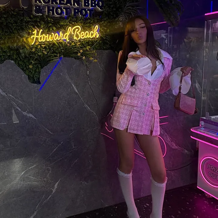 rosebelletickle