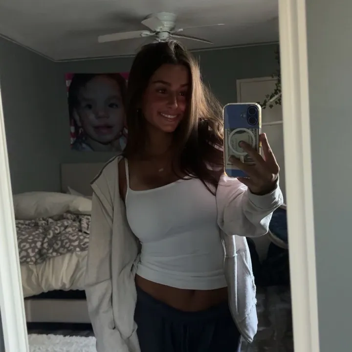 caseybyrnee