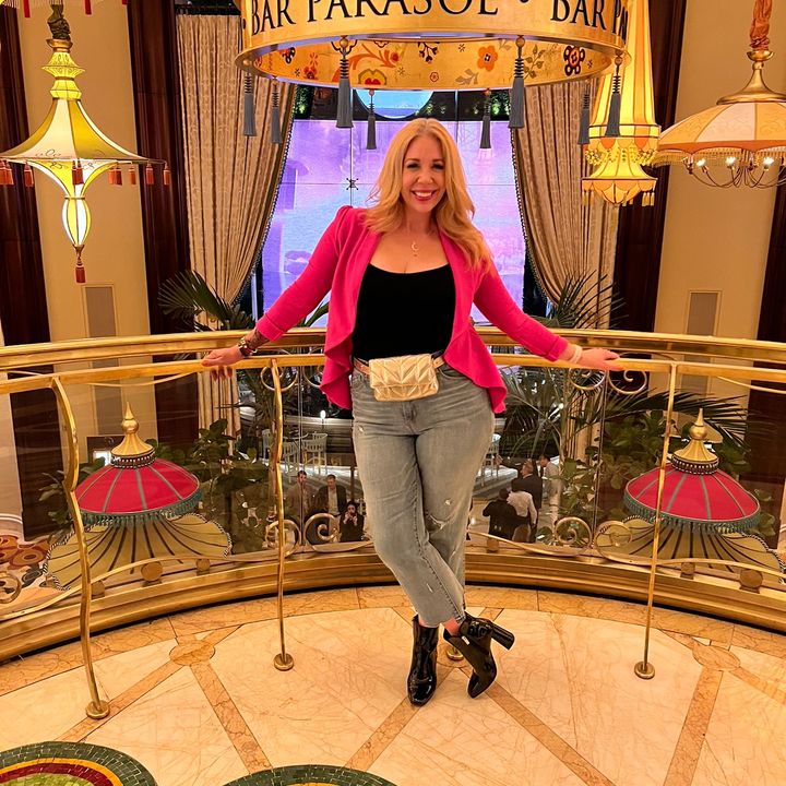 @leahinlasvegas