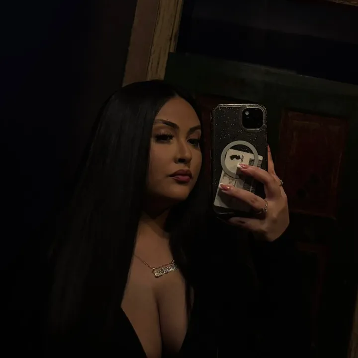 @j.elitzaaa