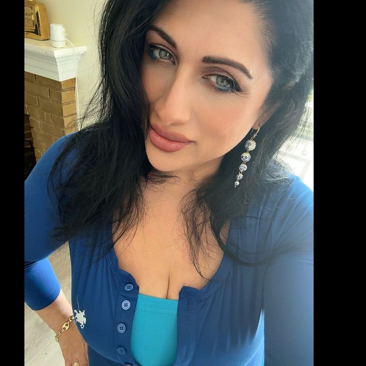 dolly_818_