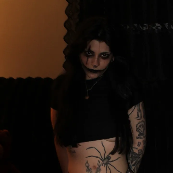 kissmygravex