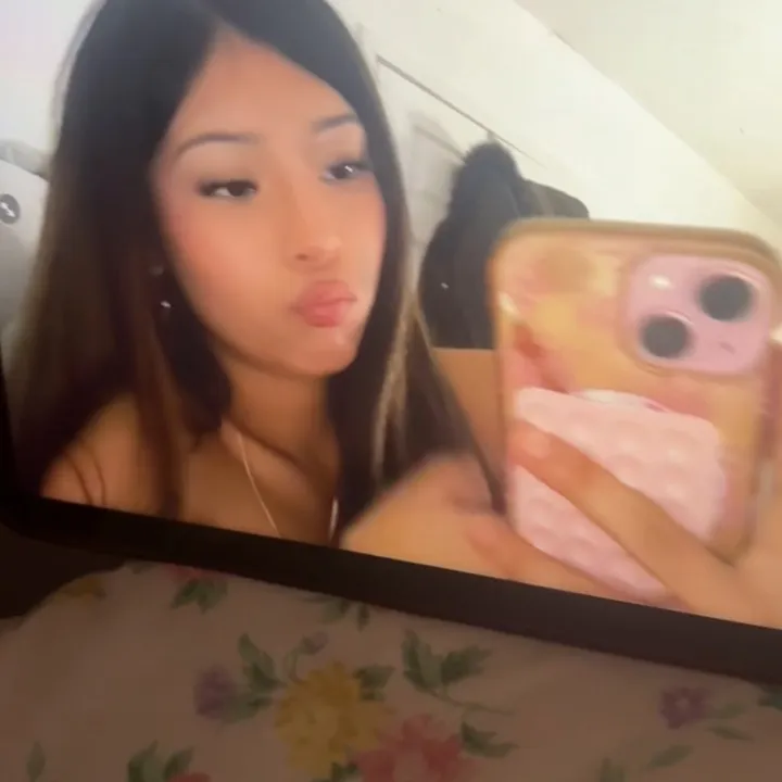 m1chellee44