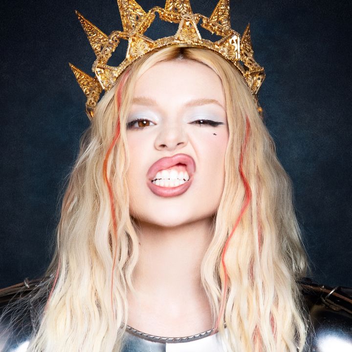 Ava Max - KiLL iT QUEEN