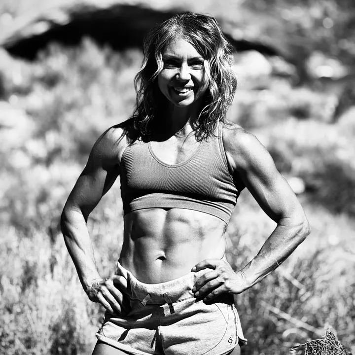 @sarahgirlstrong