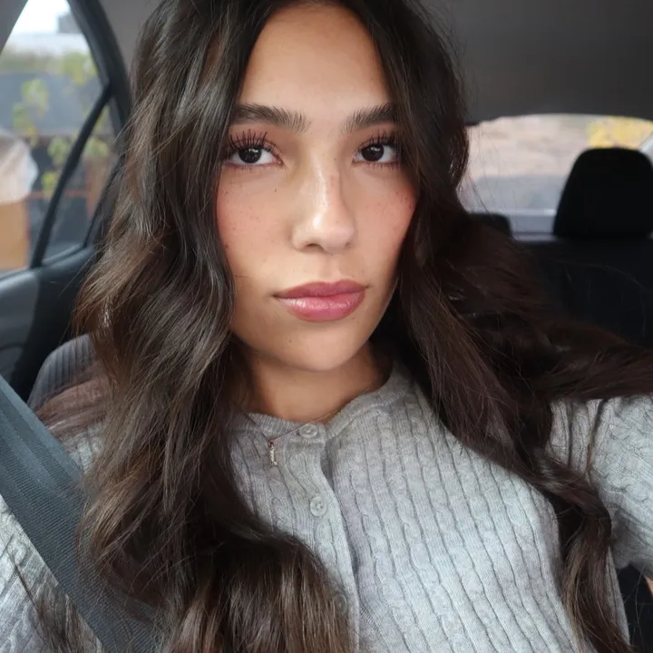bellaaperezzzz