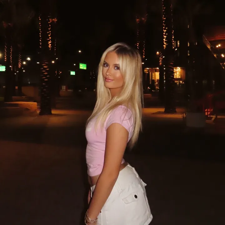emma..nadel