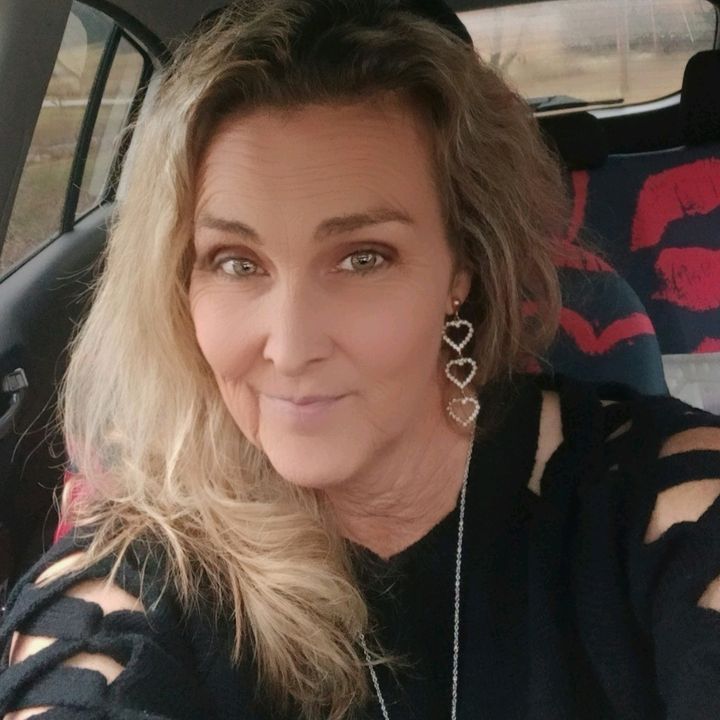 angela.jarvis10
