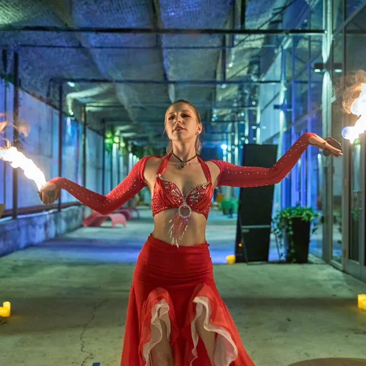 girlonfire_k8