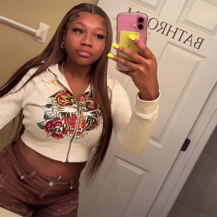 c_larissa.j