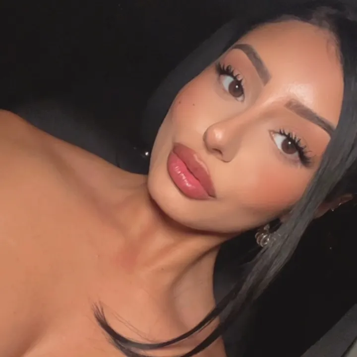 @jakyvelazquezz