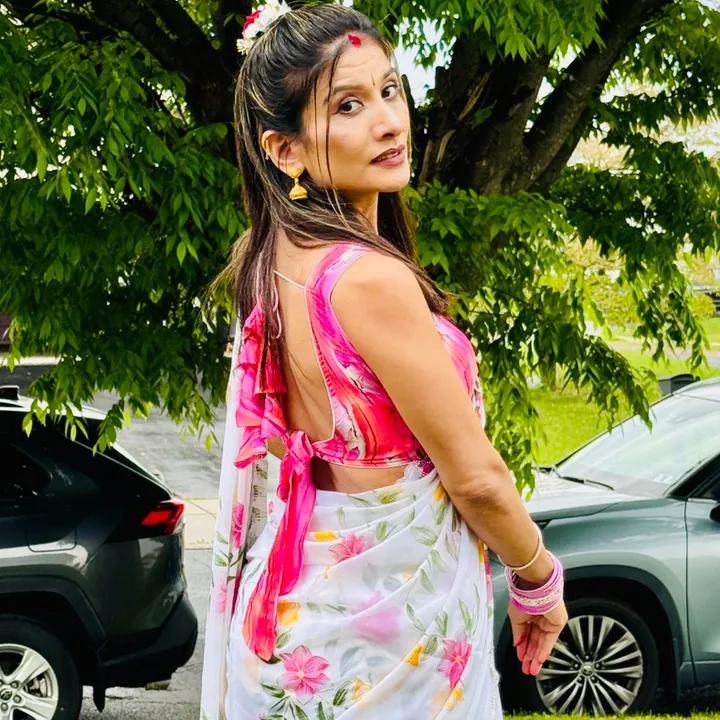 queen_deeya02