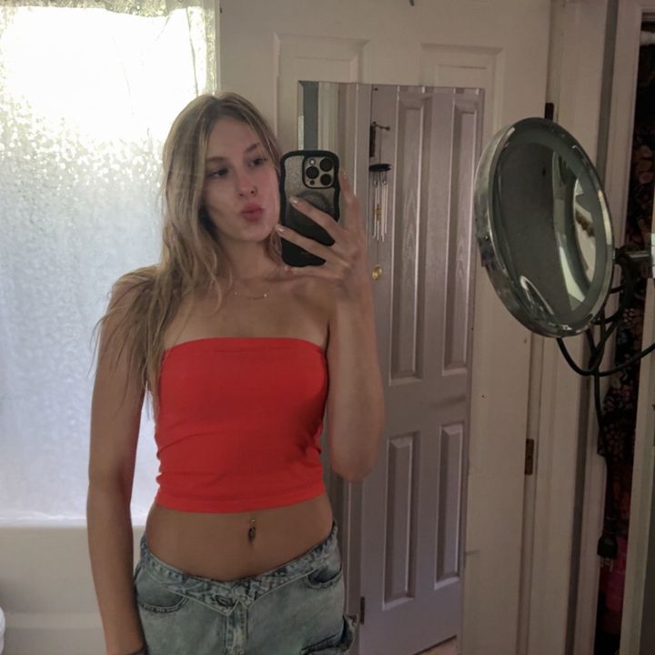 hallie_.111